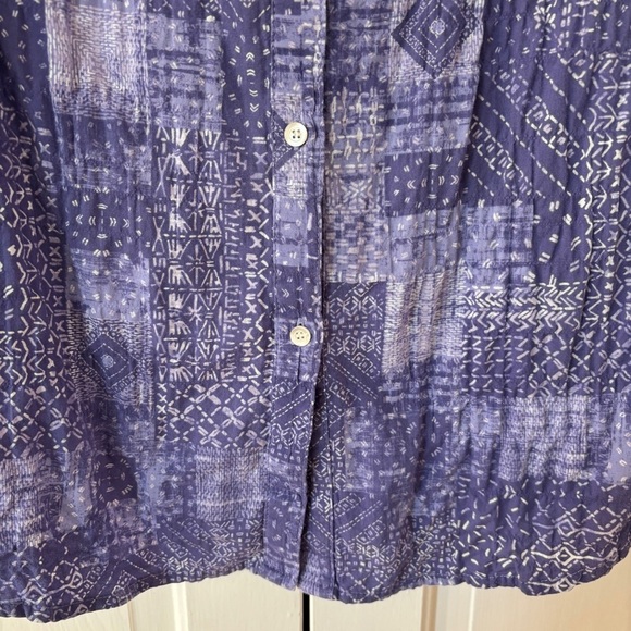 J. McLaughlin Lois Crinkle Shirt Size Medium Purple Patchwork‎ Quilted Button Up - Picture 4 of 13